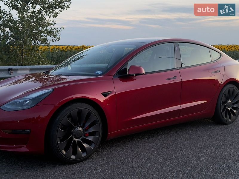 Седан Tesla Model 3 2021 в Полтаве