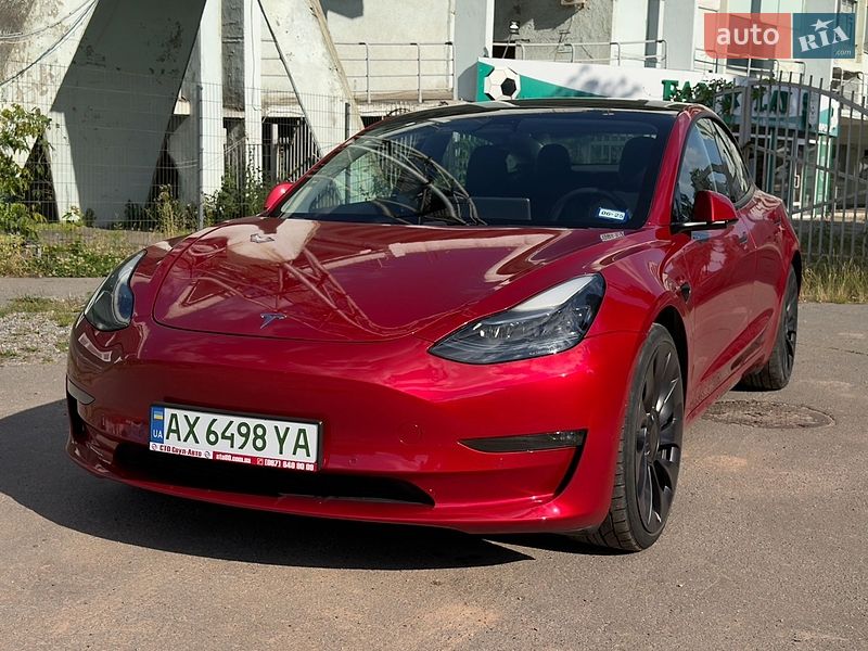 Седан Tesla Model 3 2021 в Полтаве