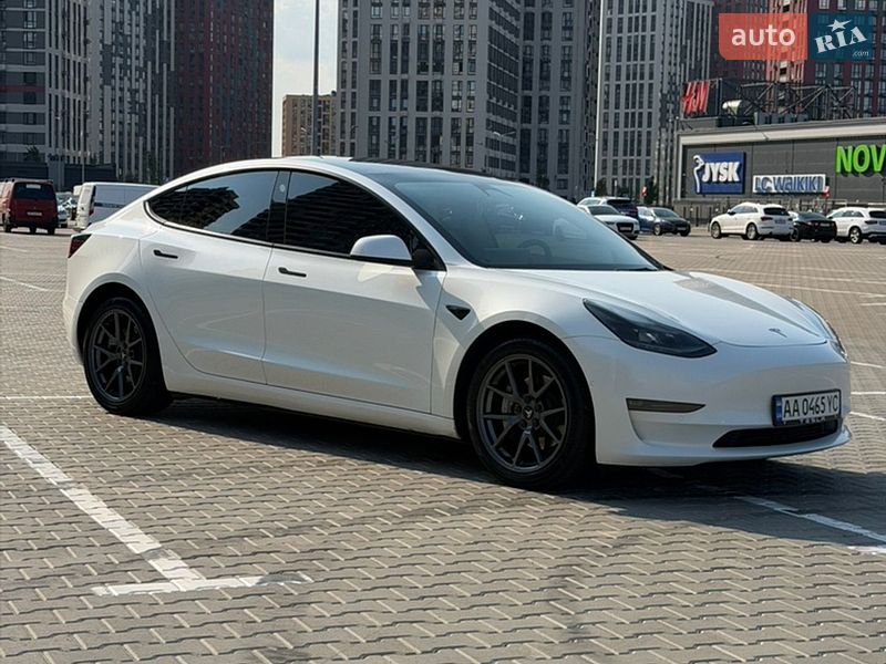 Седан Tesla Model 3 2022 в Киеве фото 11 Седан Tesla Model 3 2022 в Киеве