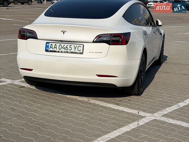Седан Tesla Model 3 2022 в Киеве фото 13 Седан Tesla Model 3 2022 в Киеве