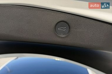 Седан Tesla Model 3 2022 в Киеве фото 16 Седан Tesla Model 3 2022 в Киеве