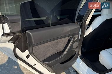 Седан Tesla Model 3 2022 в Киеве фото 28 Седан Tesla Model 3 2022 в Киеве