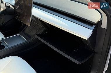 Седан Tesla Model 3 2022 в Києві