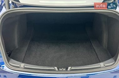 Седан Tesla Model 3 2022 в Києві