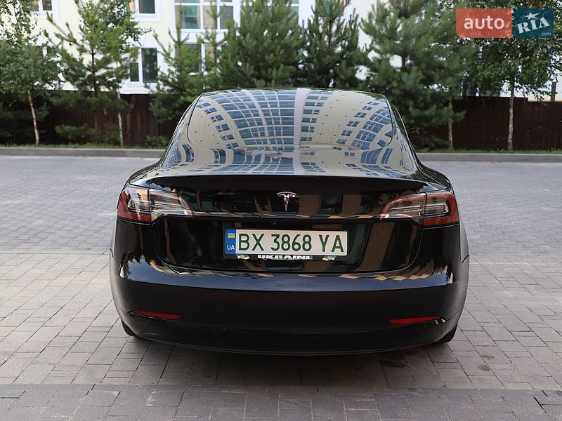 Седан Tesla Model 3 2018 в Хмельницькому