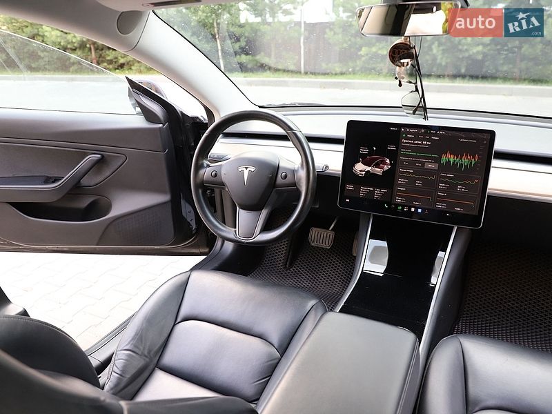 Седан Tesla Model 3 2018 в Хмельницькому