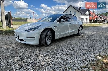 Седан Tesla Model 3 2023 в Старому Самборі
