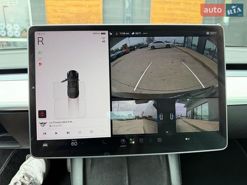 Седан Tesla Model 3 2022 в Львові
