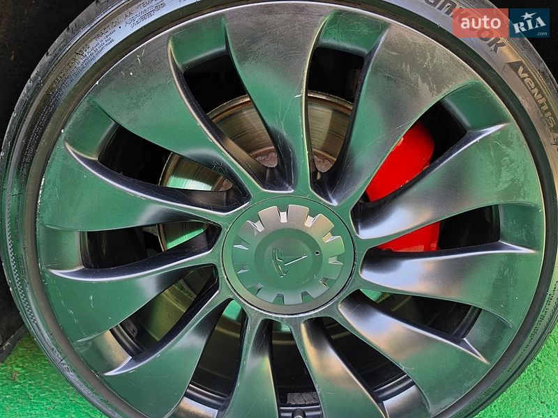 Седан Tesla Model 3 2022 в Запоріжжі