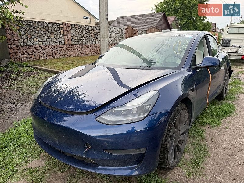 Tesla Model 3 2023