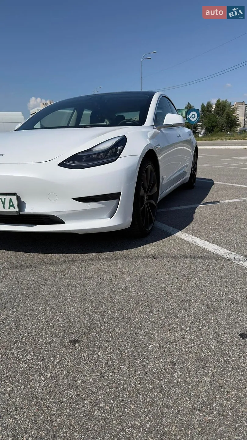 2019 Tesla Model 3 - мініатюра 3
