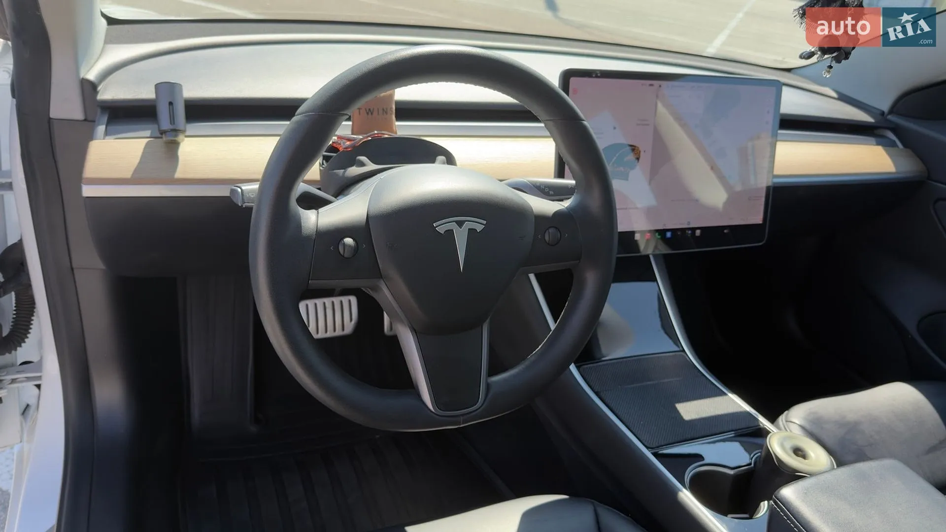 2019 Tesla Model 3 - мініатюра 10