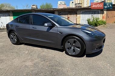 Седан Tesla Model 3 2022 в Києві фото 32 Седан Tesla Model 3 2022 в Києві