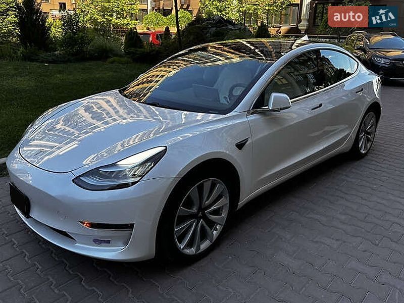 Tesla Model 3 2019 Tesla Model 3 2019