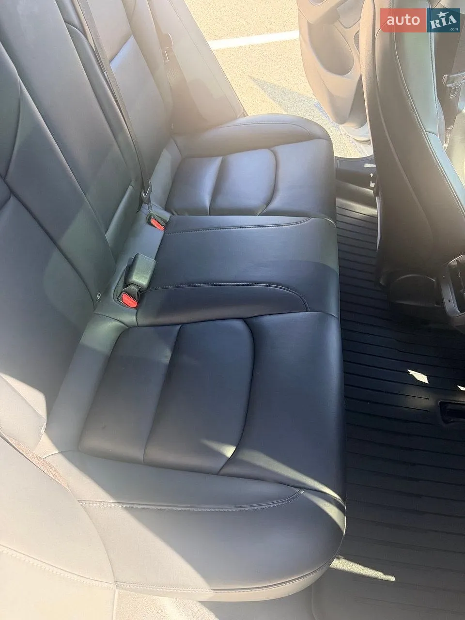 2020 Tesla Model 3 - мініатюра 10