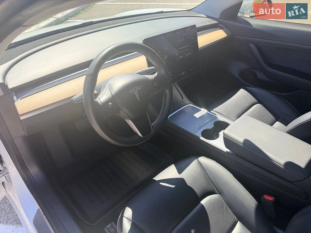 2020 Tesla Model 3 - мініатюра 13