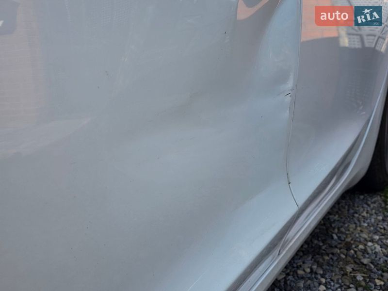 Седан Tesla Model 3 2021 в Львове фото 39 Седан Tesla Model 3 2021 в Львове