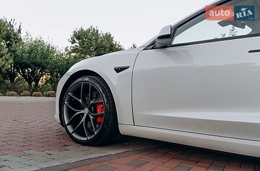 Седан Tesla Model 3 2023 в Киеве фото 4 Седан Tesla Model 3 2023 в Киеве