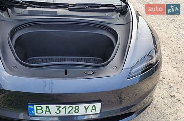 Седан Tesla Model 3 2025 в Кропивницком