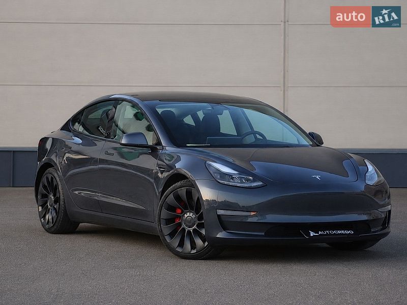 Tesla Model 3 2023