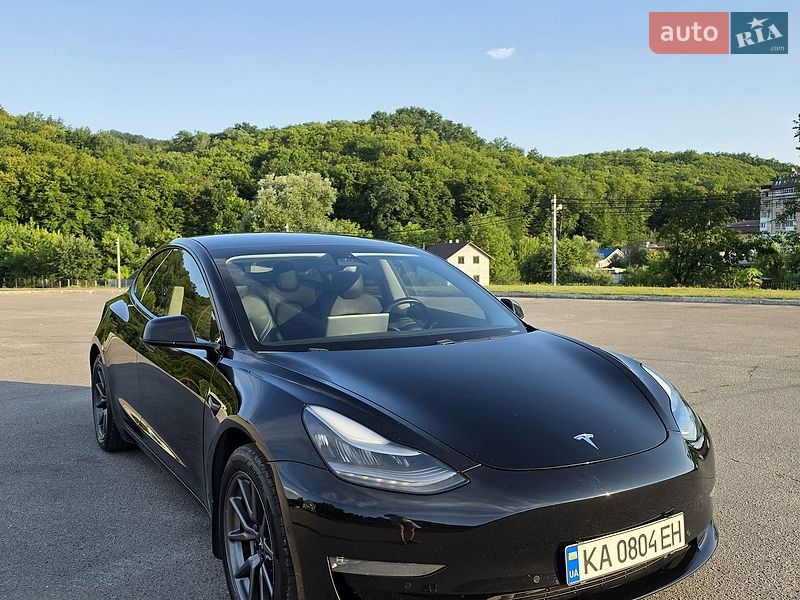 Tesla Model 3 2019 Tesla Model 3 2019