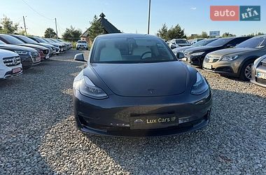 Седан Tesla Model 3 2022 в Ивано-Франковске фото 5 Седан Tesla Model 3 2022 в Ивано-Франковске