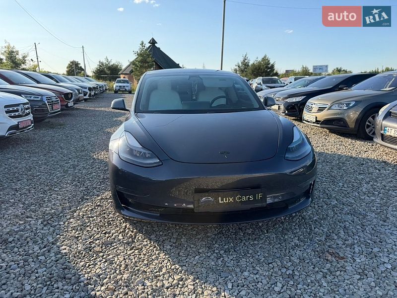 Седан Tesla Model 3 2022 в Ивано-Франковске фото 5 Седан Tesla Model 3 2022 в Ивано-Франковске