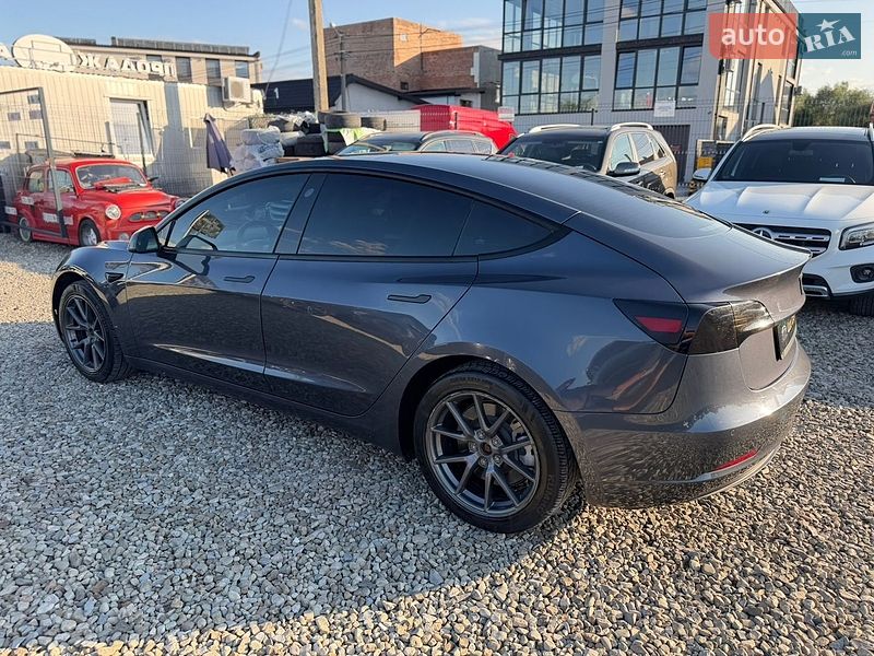 Седан Tesla Model 3 2022 в Ивано-Франковске фото 12 Седан Tesla Model 3 2022 в Ивано-Франковске