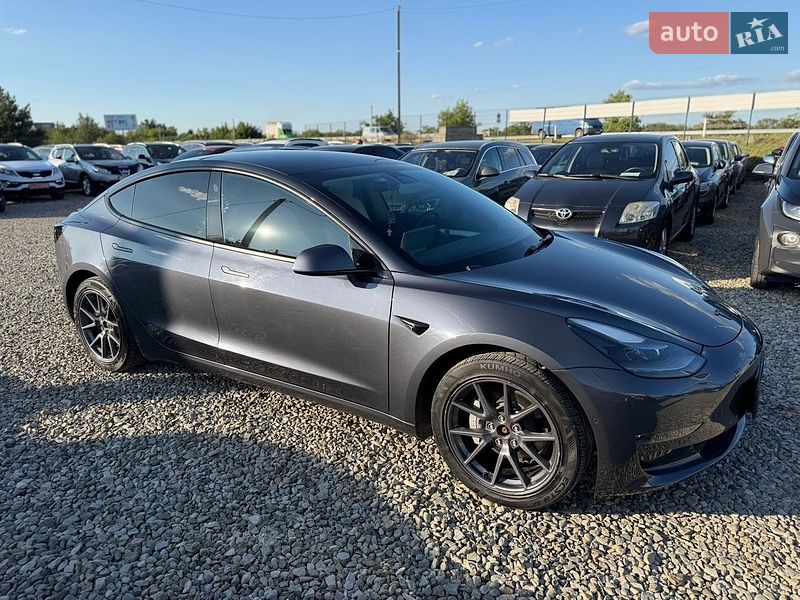 Седан Tesla Model 3 2022 в Ивано-Франковске фото 20 Седан Tesla Model 3 2022 в Ивано-Франковске