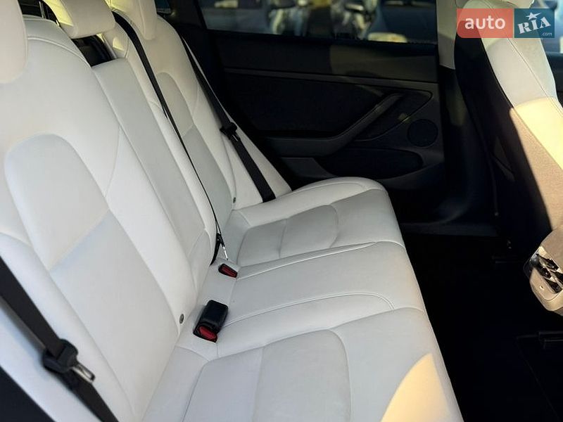 Седан Tesla Model 3 2022 в Ивано-Франковске фото 35 Седан Tesla Model 3 2022 в Ивано-Франковске