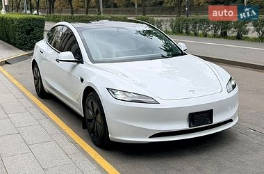 tesla model-3 2024 в Львів від професійного продавця Ivan