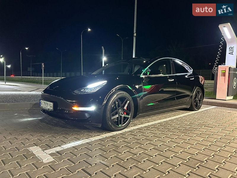 Tesla Model 3 2019 Tesla Model 3 2019