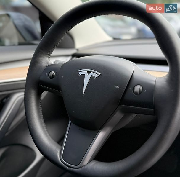 Седан Tesla Model 3 2022 в Виннице фото 24 Седан Tesla Model 3 2022 в Виннице