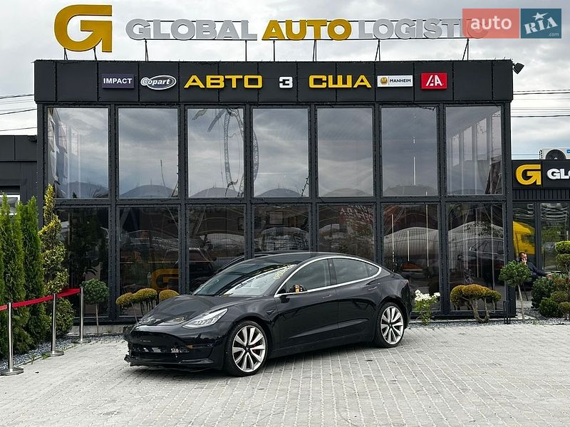 Tesla Model 3 2018