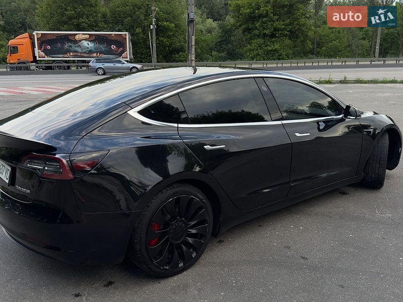 Седан Tesla Model 3 2018 в Буче фото 10 Седан Tesla Model 3 2018 в Буче