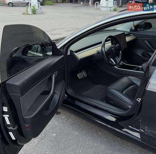Седан Tesla Model 3 2018 в Буче фото 20 Седан Tesla Model 3 2018 в Буче