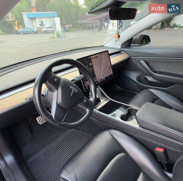 Седан Tesla Model 3 2018 в Буче фото 21 Седан Tesla Model 3 2018 в Буче