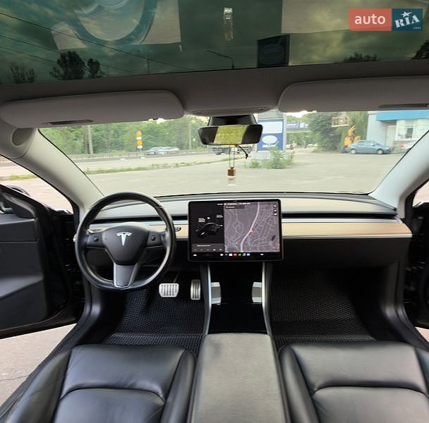 Седан Tesla Model 3 2018 в Буче фото 23 Седан Tesla Model 3 2018 в Буче