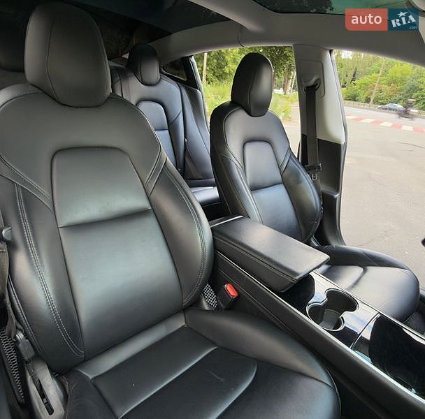 Седан Tesla Model 3 2018 в Буче фото 24 Седан Tesla Model 3 2018 в Буче