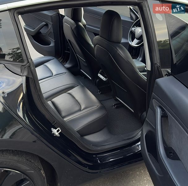 Седан Tesla Model 3 2018 в Буче фото 26 Седан Tesla Model 3 2018 в Буче