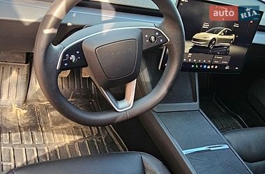 Седан Tesla Model 3 2024 в Кролевце