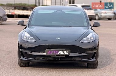 Седан Tesla Model 3 2022 в Кривому Розі