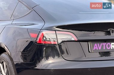 Седан Tesla Model 3 2022 в Кривому Розі