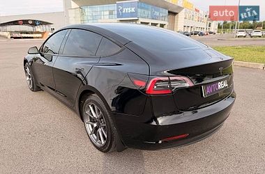 Седан Tesla Model 3 2022 в Кривому Розі