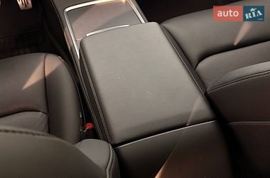 Седан Tesla Model 3 2022 в Кривому Розі