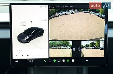 Седан Tesla Model 3 2025 в Києві