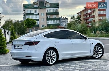 Седан Tesla Model 3 2019 в Ужгороді фото 5 Седан Tesla Model 3 2019 в Ужгороді