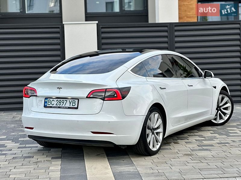 Седан Tesla Model 3 2019 в Ужгороді фото 6 Седан Tesla Model 3 2019 в Ужгороді