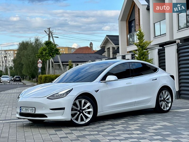 Седан Tesla Model 3 2019 в Ужгороді фото 4 Седан Tesla Model 3 2019 в Ужгороді