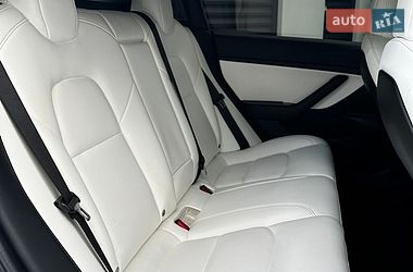 Седан Tesla Model 3 2019 в Ужгороді фото 12 Седан Tesla Model 3 2019 в Ужгороді